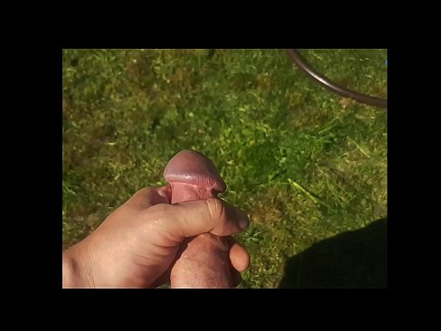 ❤️ Hete hottie laat zich in haar roze kutje neuken en spuitend klaarkomen in een zomerse tuin ️❌ Quality sex at nl.sexycamse.top ❌