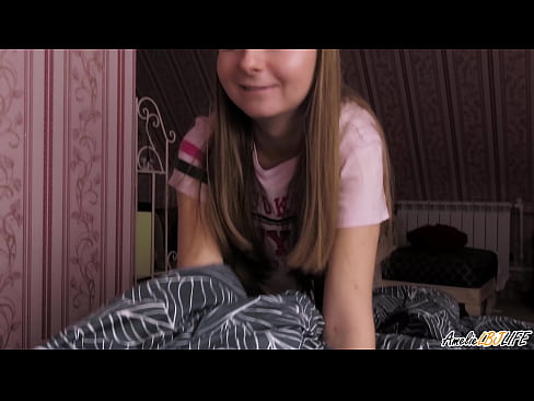 ❤️ Blondie zuigt haar BFF's diep en krijgt Cum in haar mond ️❌ Quality sex at nl.sexycamse.top ❌