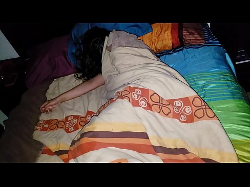❤️ Stiefzoon die zijn jonge stiefmoeder berispt terwijl ze slaapt. ️❌ Quality sex at nl.sexycamse.top ❌